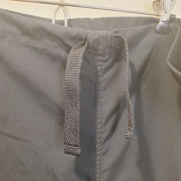Cherokee  women's  black scrubs pants size M - Picture 4 of 10